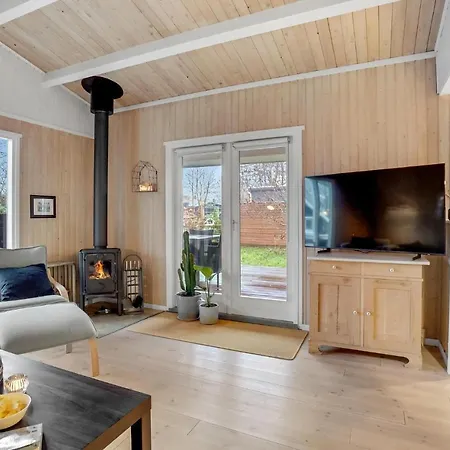 Pet Friendly In With Wifi Otterup