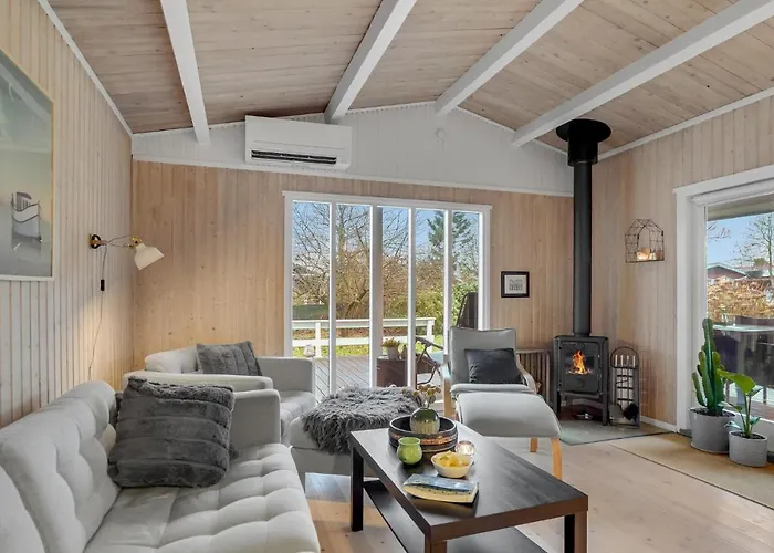 Σπίτι διακοπών Pet Friendly In With Wifi Otterup